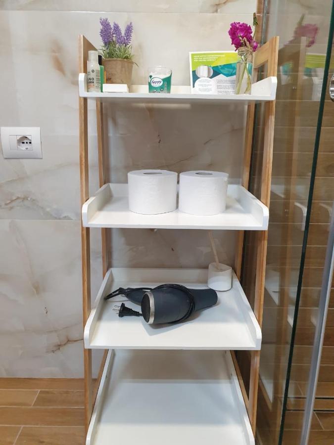 Central Comfy Apartment Tiranë Ngoại thất bức ảnh